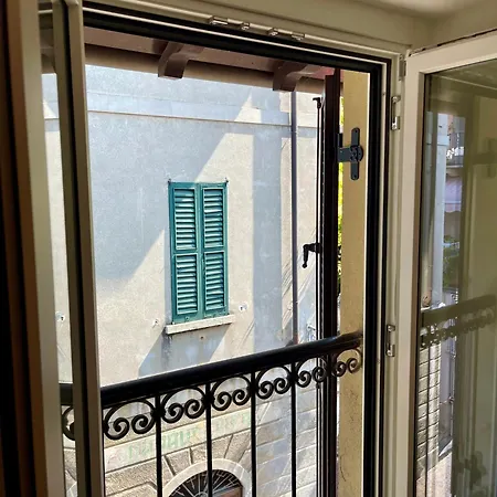 Above The فارينا