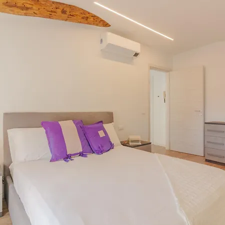 Above The Apartamento *