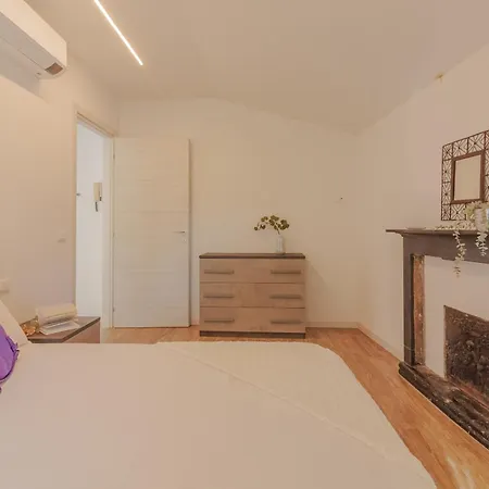 Above The Apartamento *