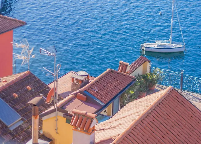 Above The Lejlighed Varenna